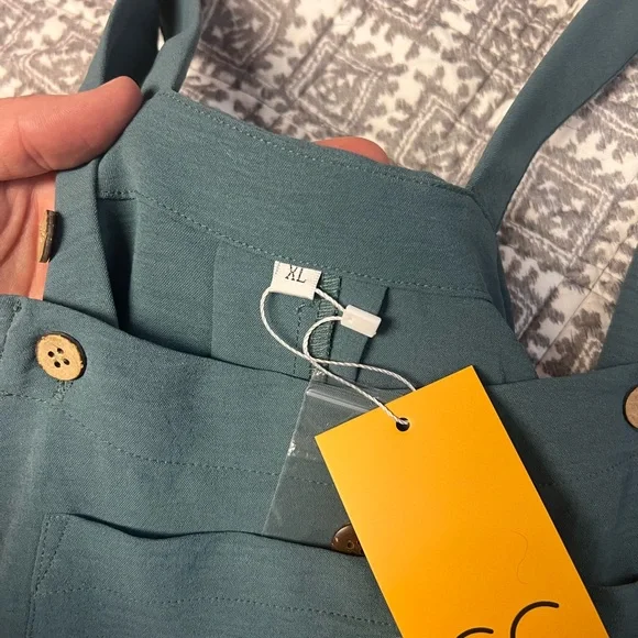 Sage One Piece with pockets! - Picture 2 of 3